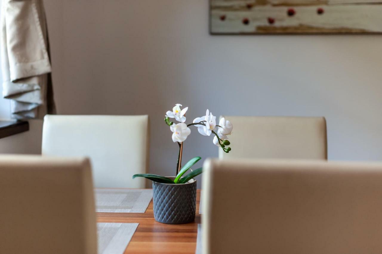 Appartamento Vila Helena - Apartmán Helena 15 Ruzomberok Esterno foto
